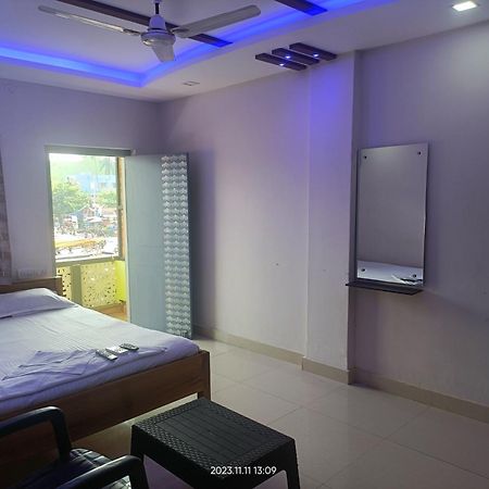 Hotel Grand View Puri Esterno foto