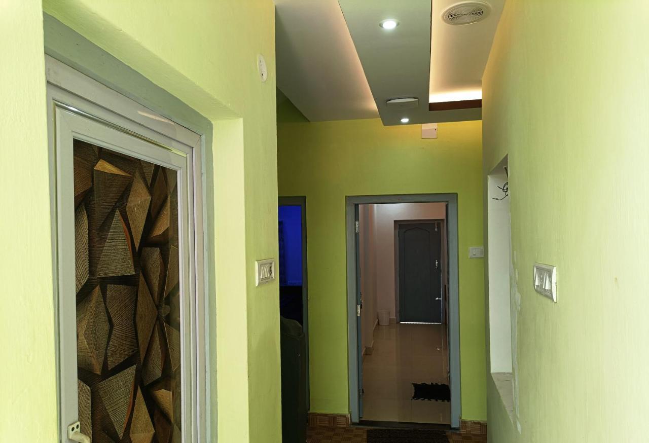 Hotel Grand View Puri Esterno foto