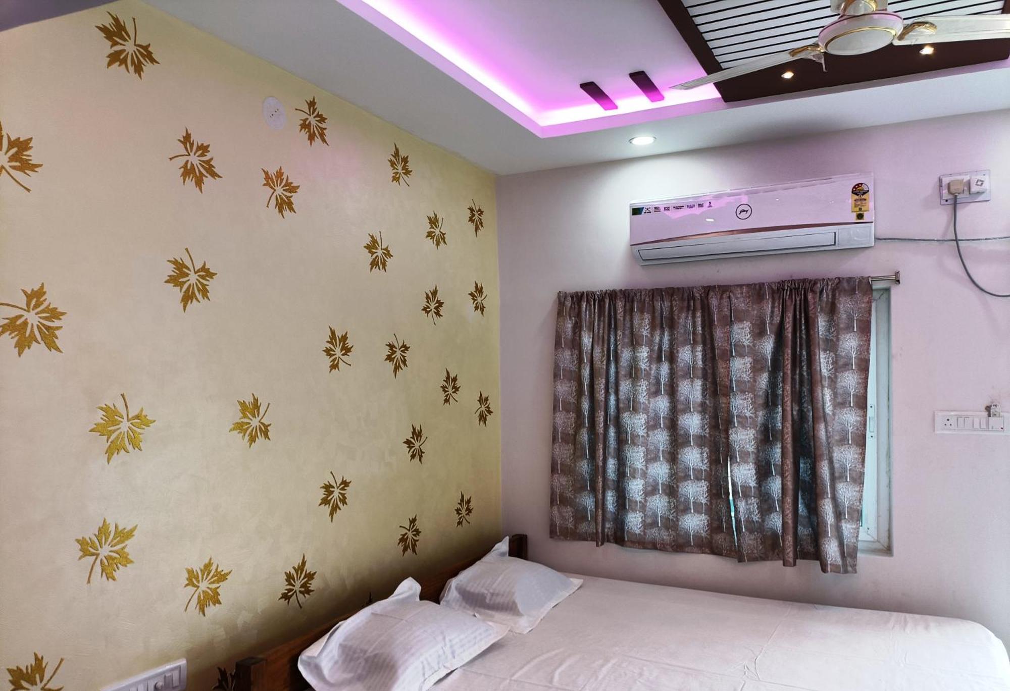 Hotel Grand View Puri Esterno foto