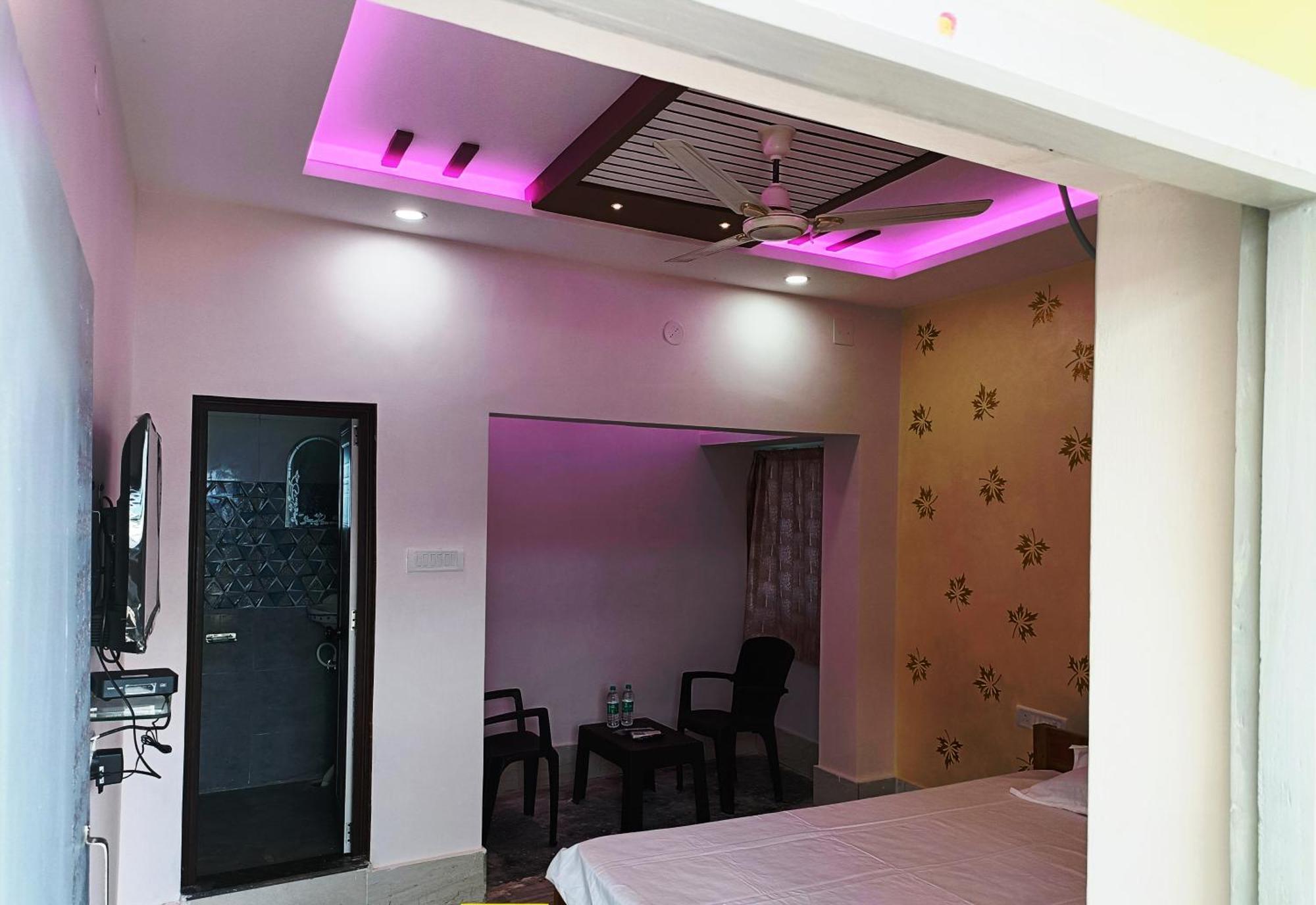Hotel Grand View Puri Esterno foto