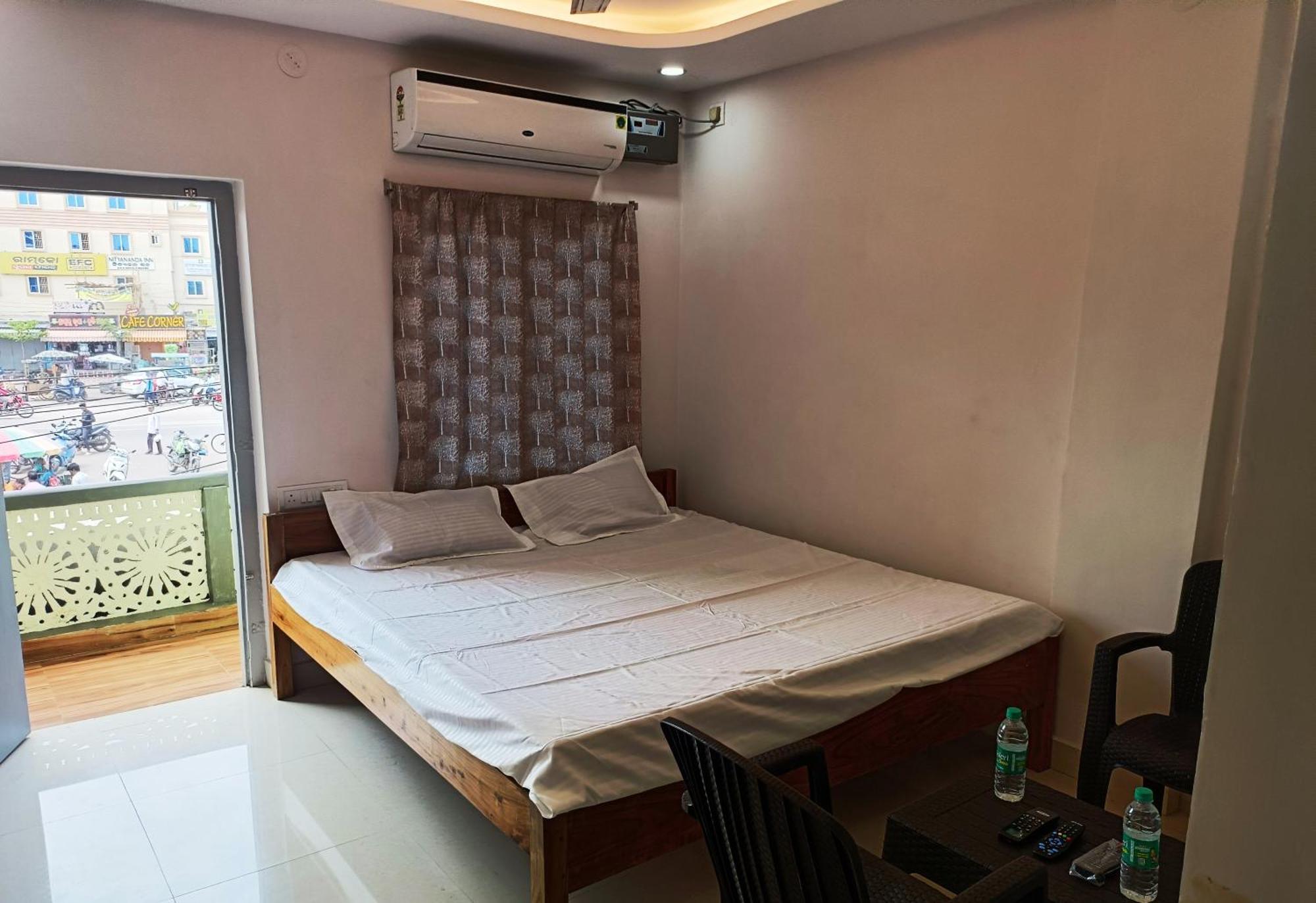 Hotel Grand View Puri Esterno foto