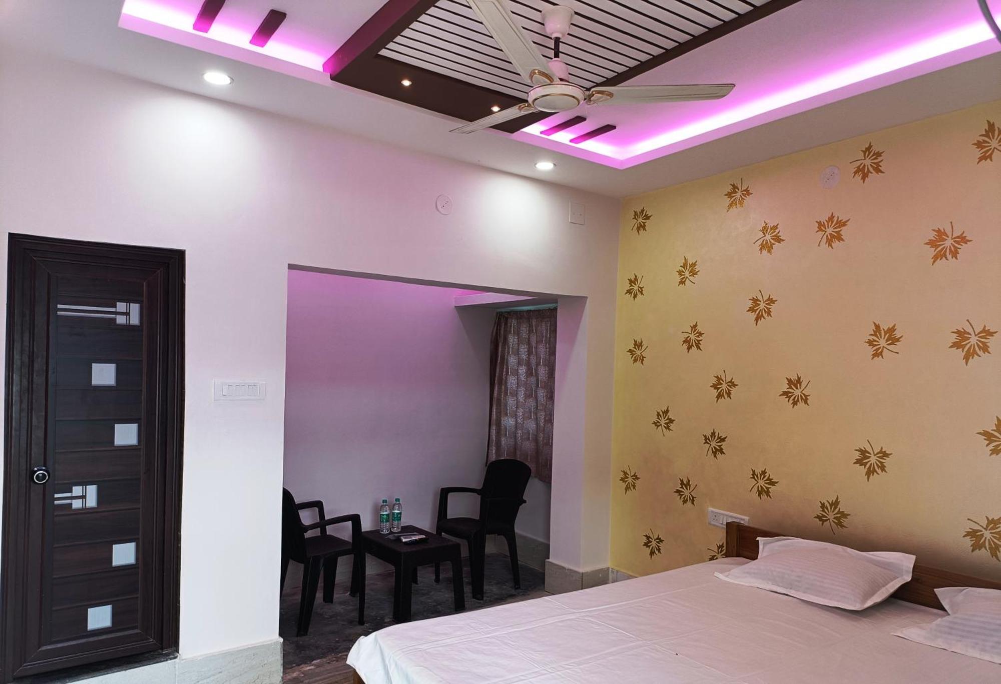 Hotel Grand View Puri Esterno foto