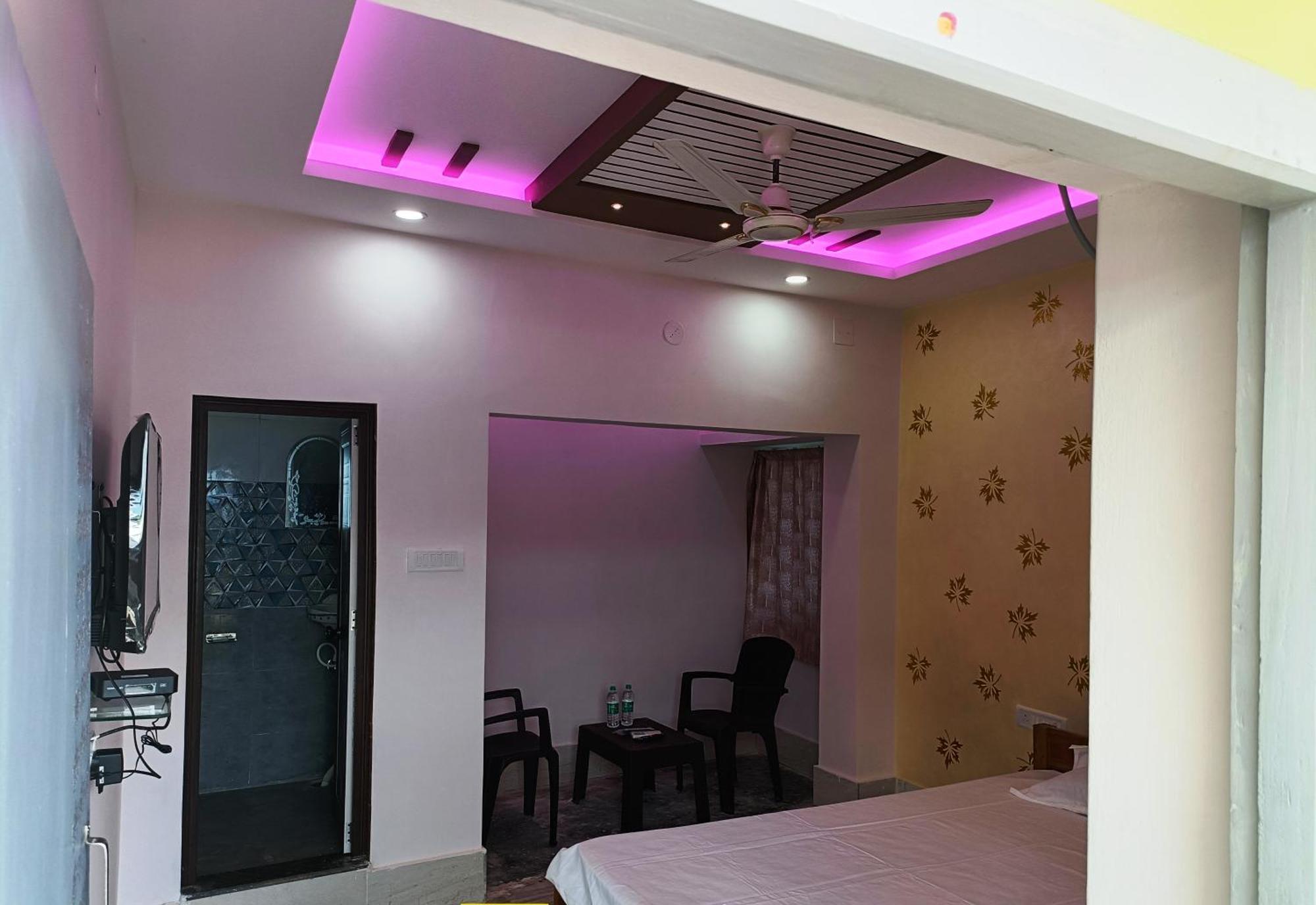 Hotel Grand View Puri Esterno foto